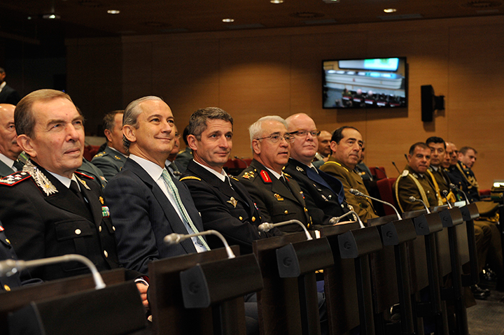 French National Gendarmerie – FIEP  International Association of  Gendarmeries and Police Forces with Military Statues